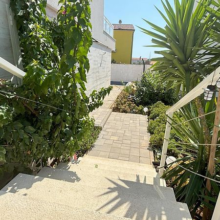 Vila Regina Apartment Rex With Swimming Pool Jezera Ngoại thất bức ảnh
