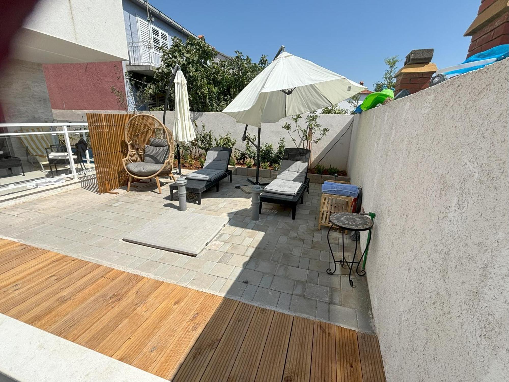 Vila Regina Apartment Rex With Swimming Pool Jezera Ngoại thất bức ảnh